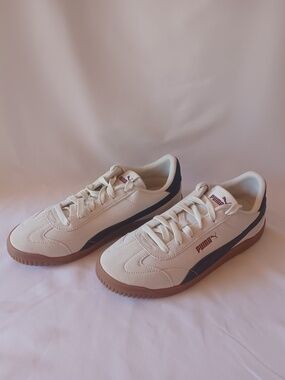 Puma Club 5V5 Suede Sneakers Alpine Snow Navy Colorway Men's Size 9 NEW